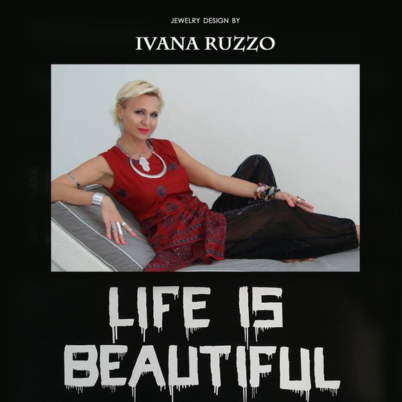 IVANA RUZZO Follow me on instagram Ivana Ruzzo Official #ivana_ruzzo_official - Picture 1 of 3
